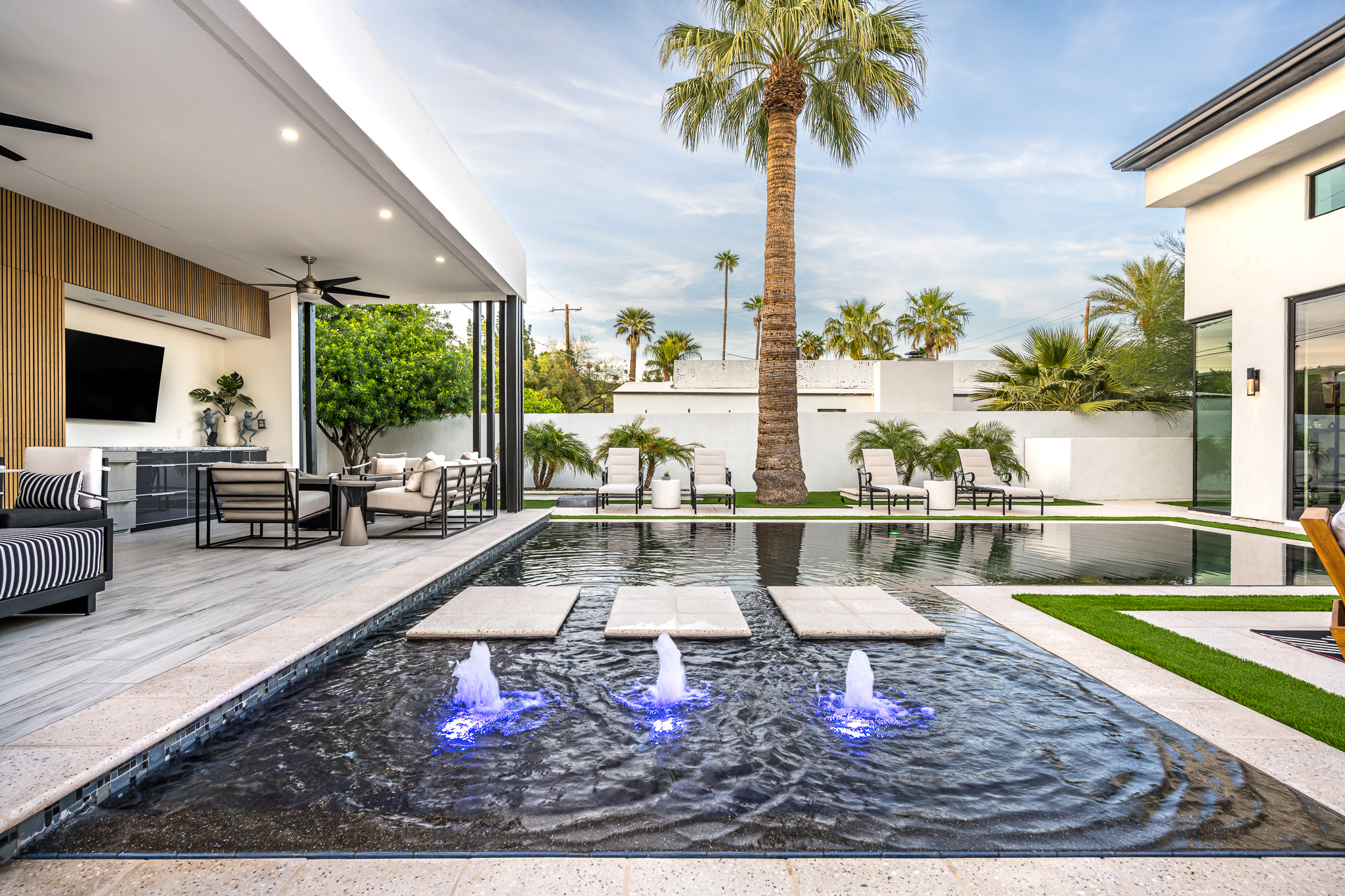 Adding Value to Your Home with a New Swimming Pool