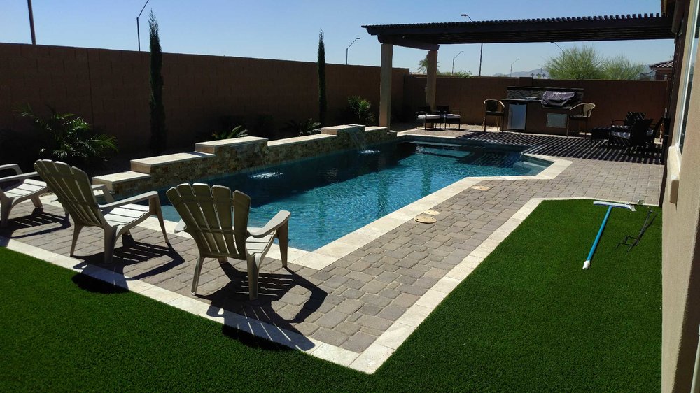 POOL BUILD HIGHLIGHT: THE MIDDLETON AND COATS FAMILY OF LITCHFIELD PARK, ARIZONA