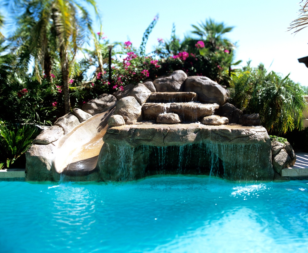 6 POOL RESORT ELEMENTS YOU CAN PUT IN YOUR BACKYARD